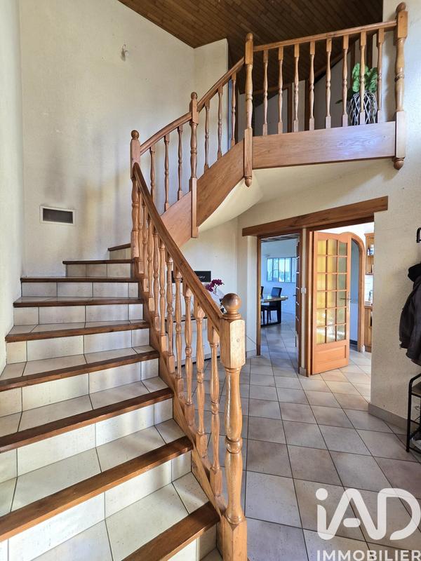 Maison - 161 m² - 6 pièces