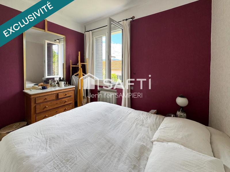 Maison - 177 m² - 7 pièces