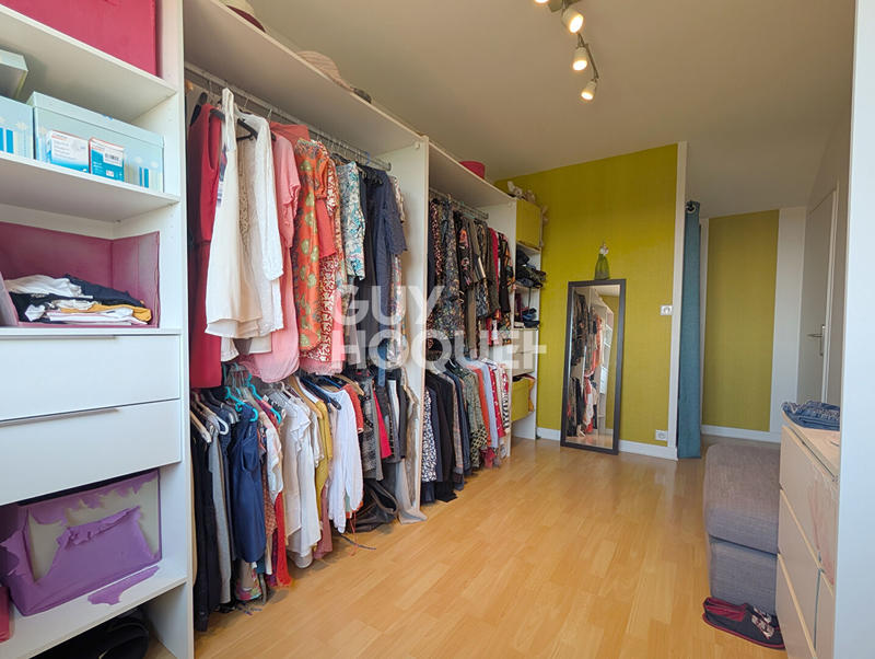 Maison - 102 m² - 6 pièces