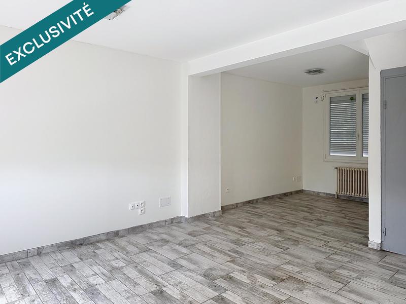 Maison - 99 m² - 5 pièces