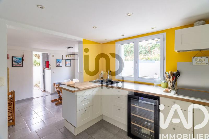 Maison - 90 m² - 5 pièces