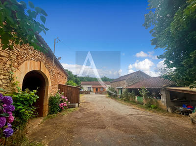 Maison - 91 m² - 5 pièces