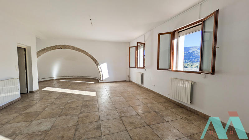 Maison - 137 m² - 4 pièces