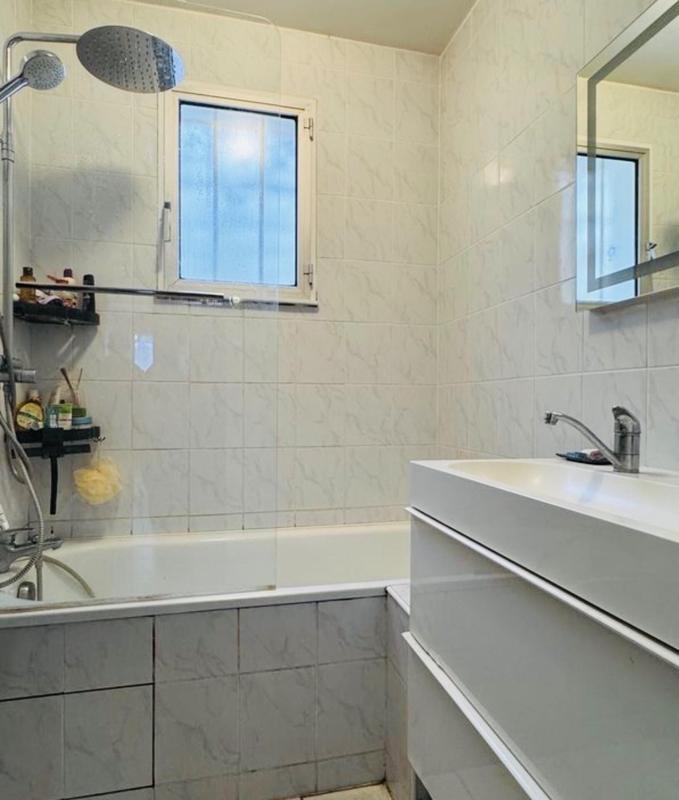 Maison - 104 m² - 7 pièces