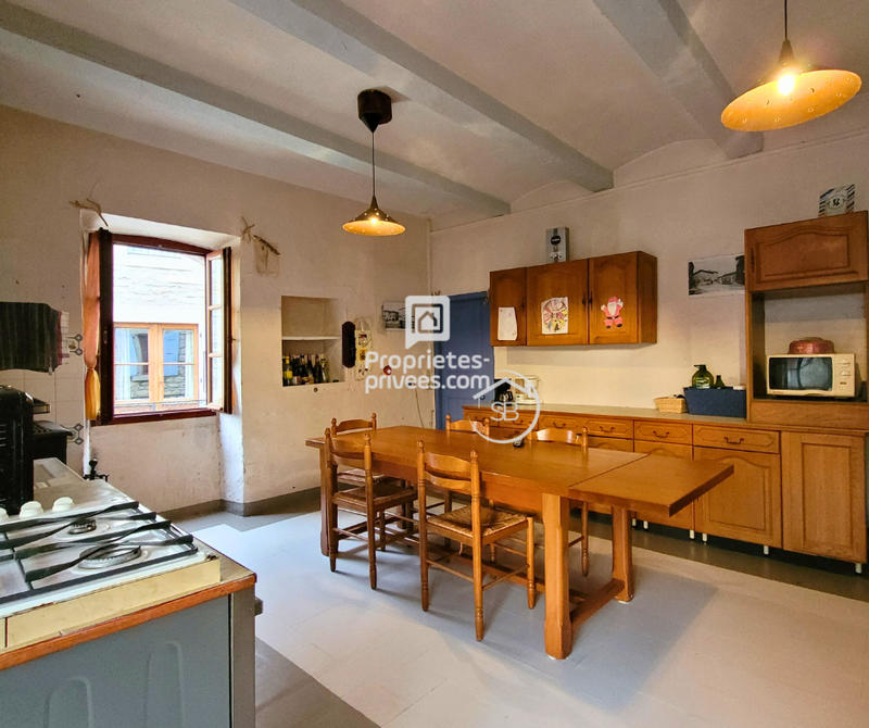 Maison de village - 104 m² - 6 pièces