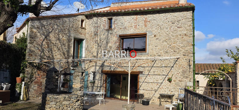 Maison traditionnelle - 300 m² - 16 pièces