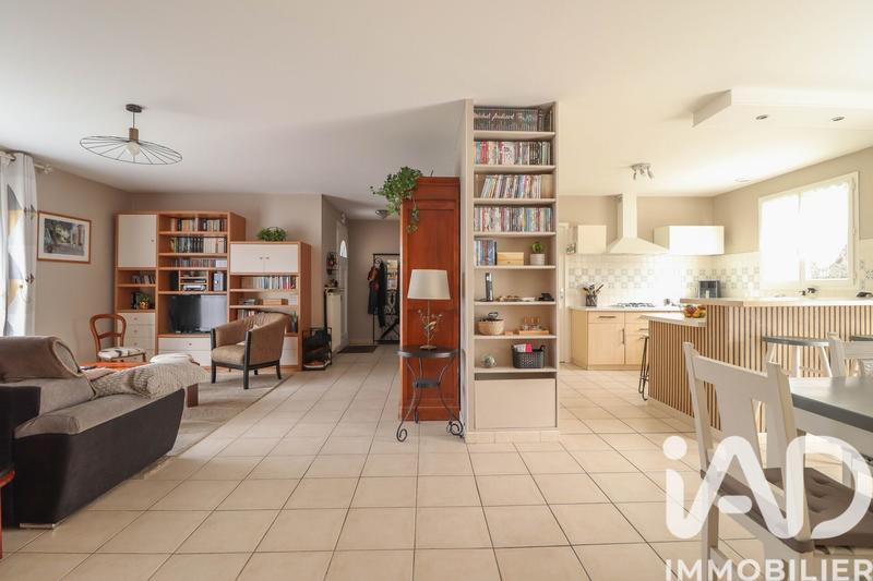 Maison - 104 m² - 4 pièces