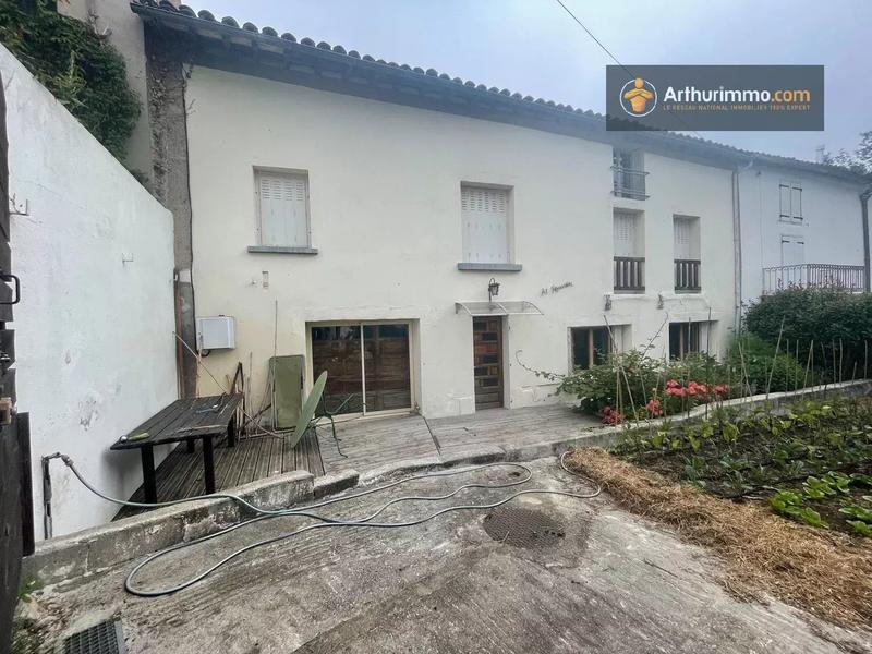 Maison - 205 m² - 8 pièces