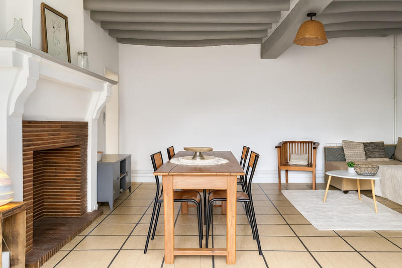 Maison - 94 m² - 5 pièces