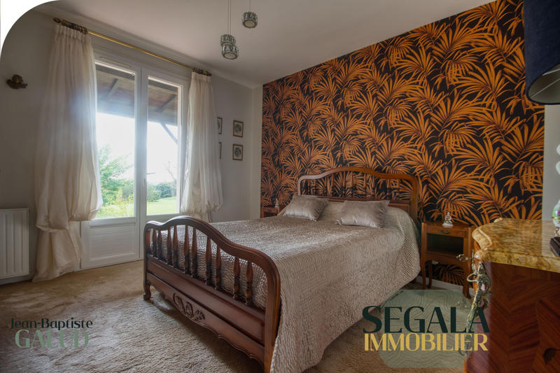 Maison - 180 m² - 4 pièces