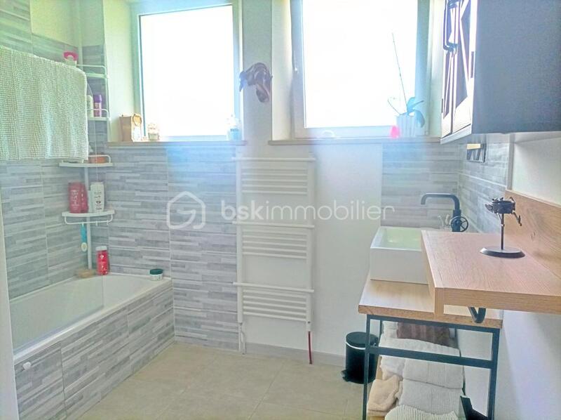 Maison - 140 m² - 10 pièces