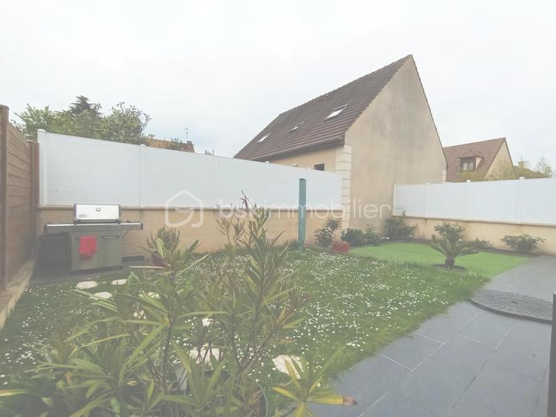 Maison - 106 m² - 5 pièces