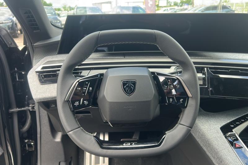 Peugeot 5008 Hybrid 145 E-Dcs6 Gt 360 7pl