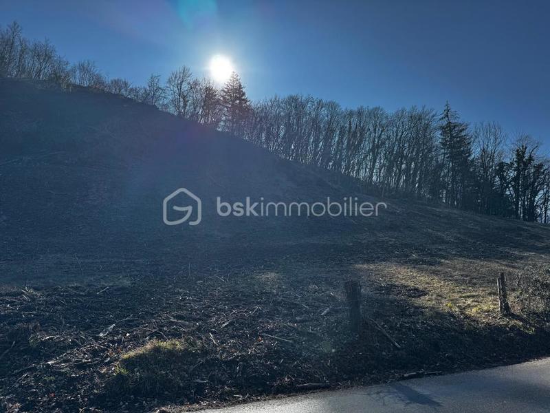 Terrain constructible - 2 444 m²