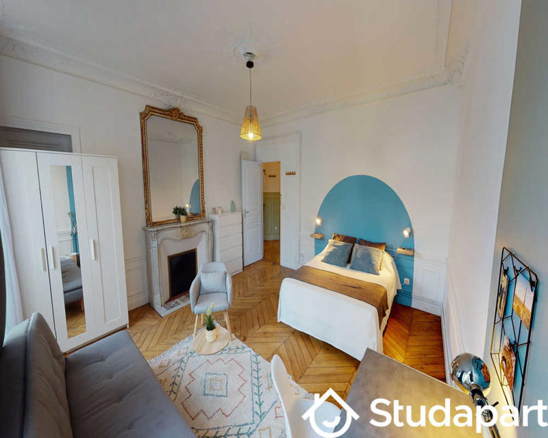 Chambre - 90 m² - 1 pièce