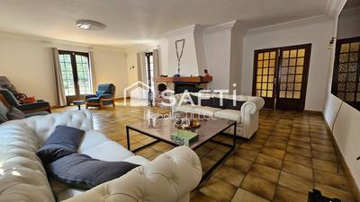 Maison - 194 m² - 6 pièces