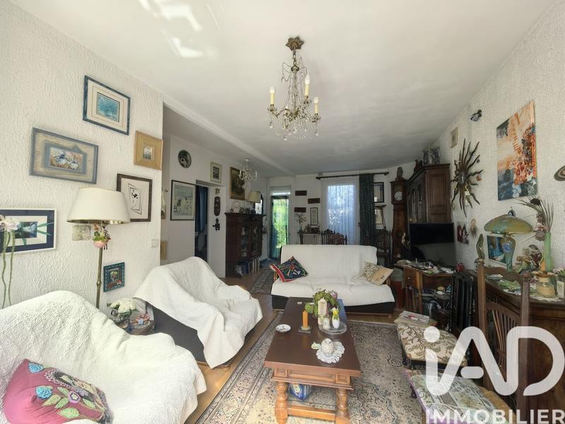 Maison - 82 m² - 6 pièces