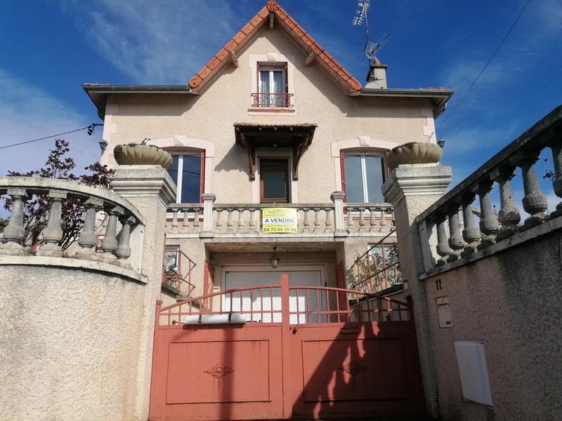 Maison - 75 m² - 5 pièces