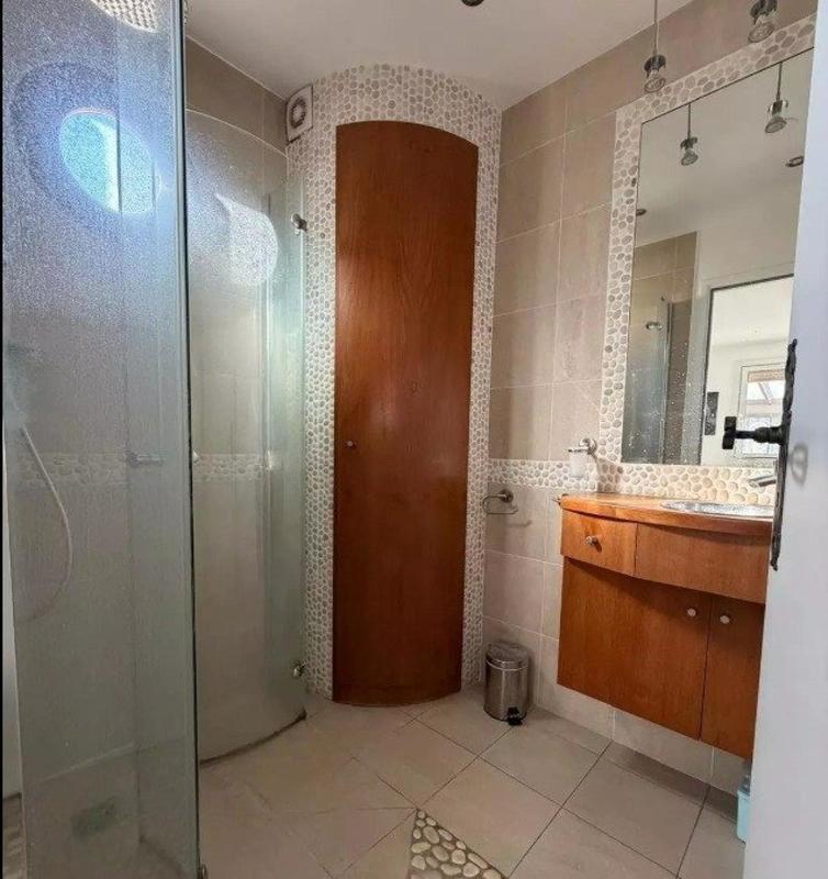 Maison - 167 m² - 7 pièces