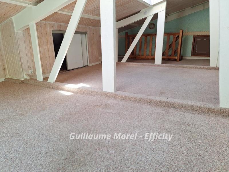 Maison - 92 m² - 5 pièces