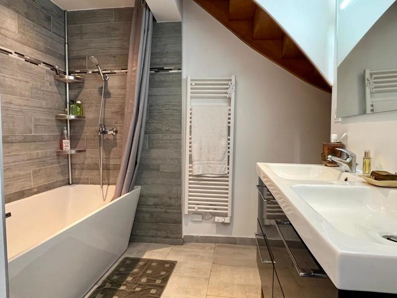 Appartement - 97 m² - 4 pièces