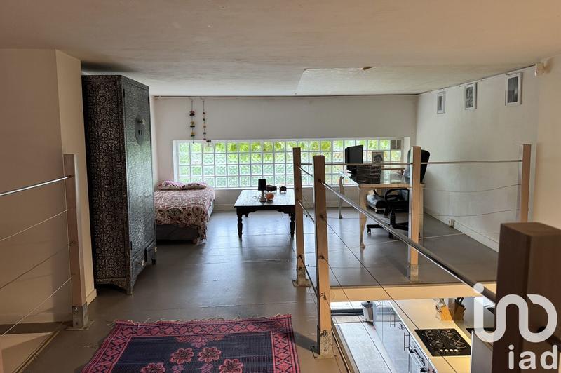 Loft - 180 m² - 4 pièces