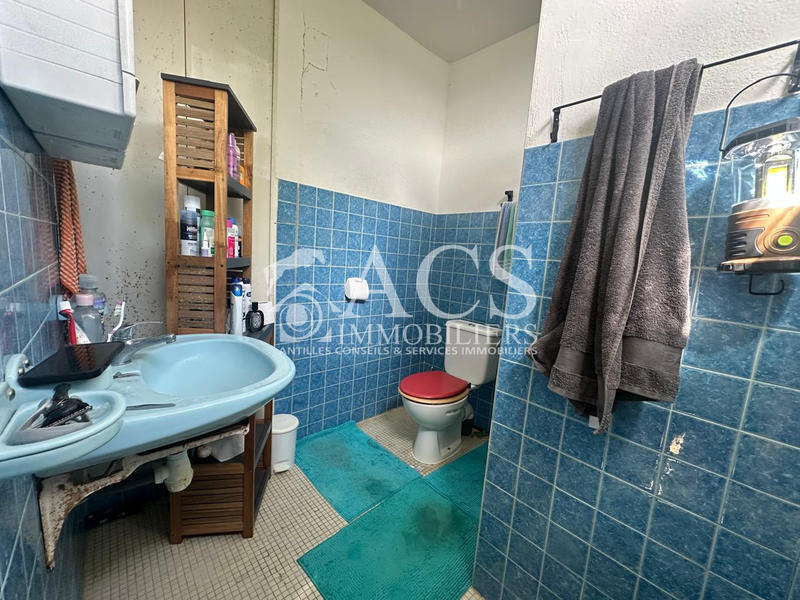 Maison - 220 m² - 6 pièces