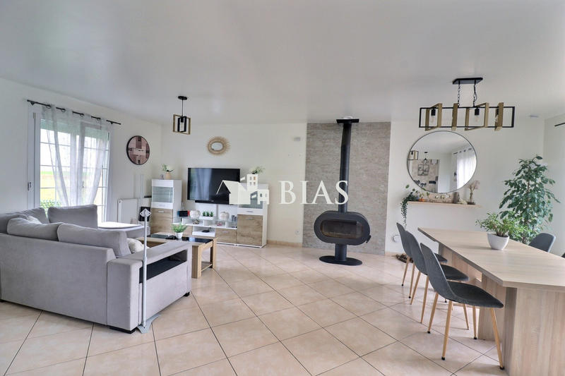 Maison - 114 m² - 5 pièces