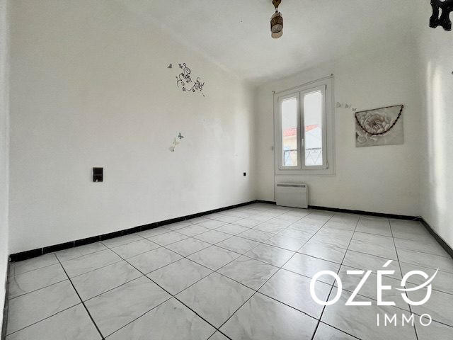 Maison traditionnelle - 95 m² - 5 pièces