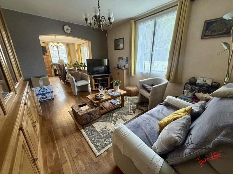 Villa - 96 m² - 5 pièces