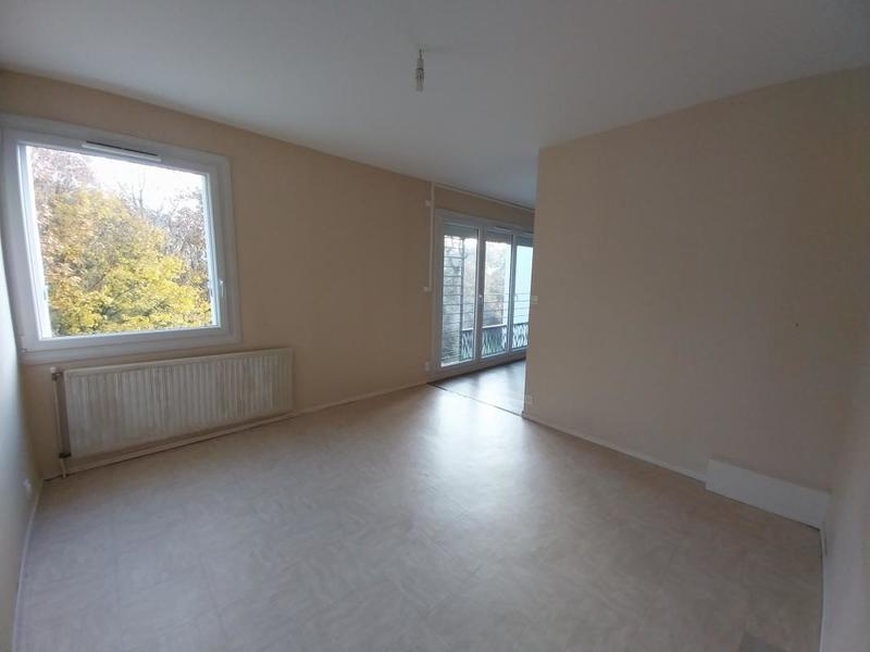 Appartement ancien - 83 m² - 4 pièces