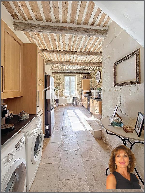 Maison - 193 m² - 6 pièces