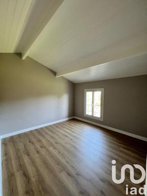 Maison - 177 m² - 8 pièces