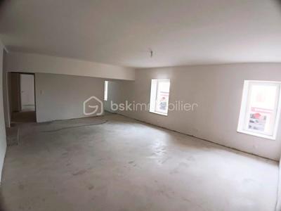 Appartement - 92 m² - 4 pièces
