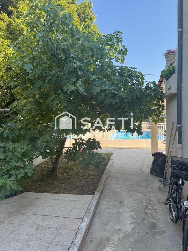 Maison - 181 m² - 7 pièces