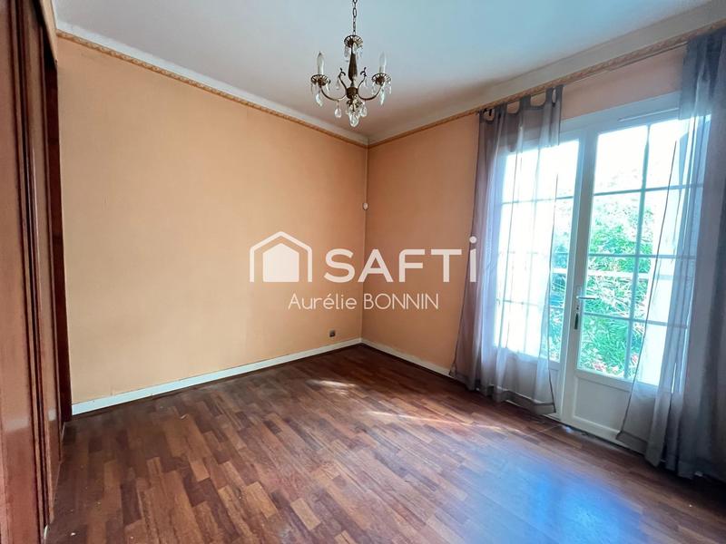 Maison - 93 m² - 5 pièces