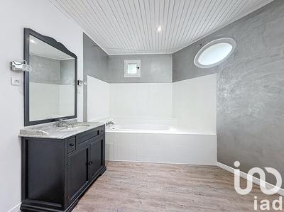 Maison de ville - 70 m² - 4 pièces