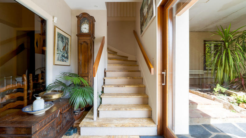 Maison - 280 m² - 7 pièces