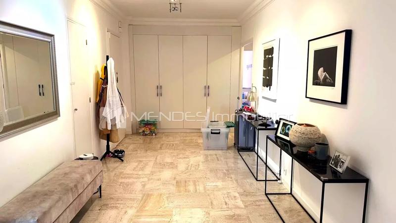 Appartement - 140 m² - 4 pièces