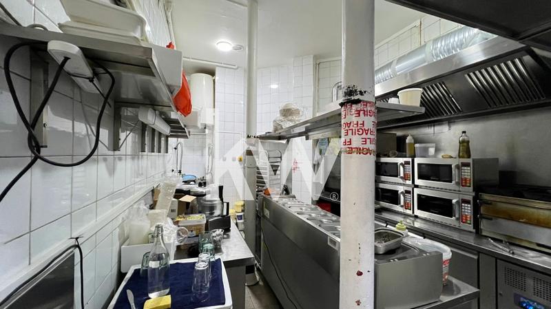 Fonds de commerce - Magasins - 89 m²