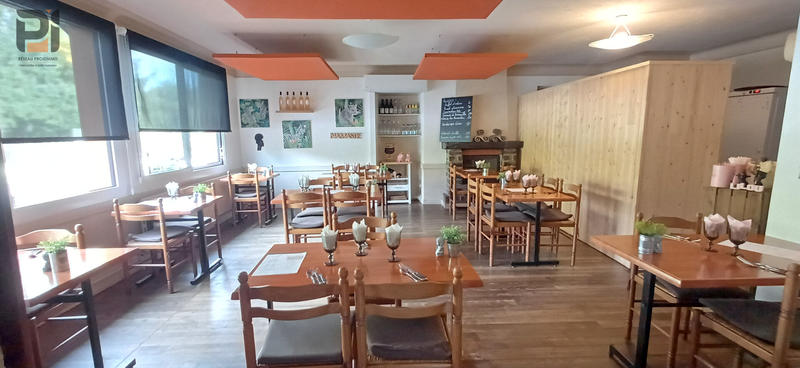 Maison - 200 m² - 7 pièces