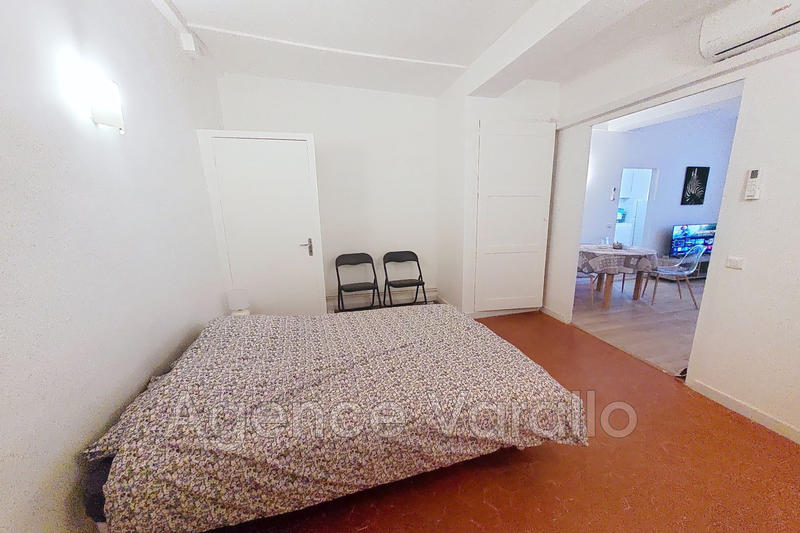 Maison - 207 m² - 8 pièces