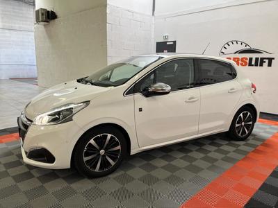 Peugeot 208 Phase 2 1.2 Puretech 110 Ch Eat6 Tech Edition Toit Panoramique - Garantie 6 mois
