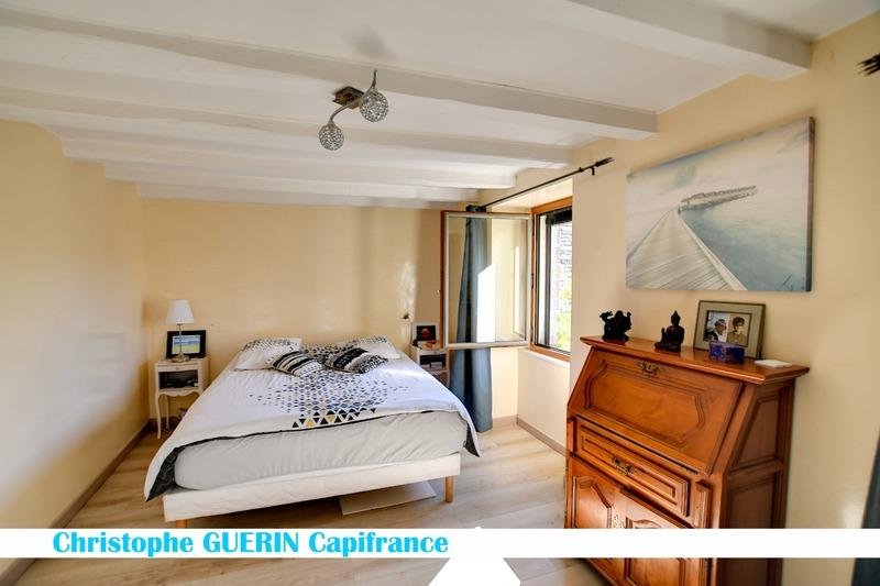 Maison - 262 m² - 8 pièces