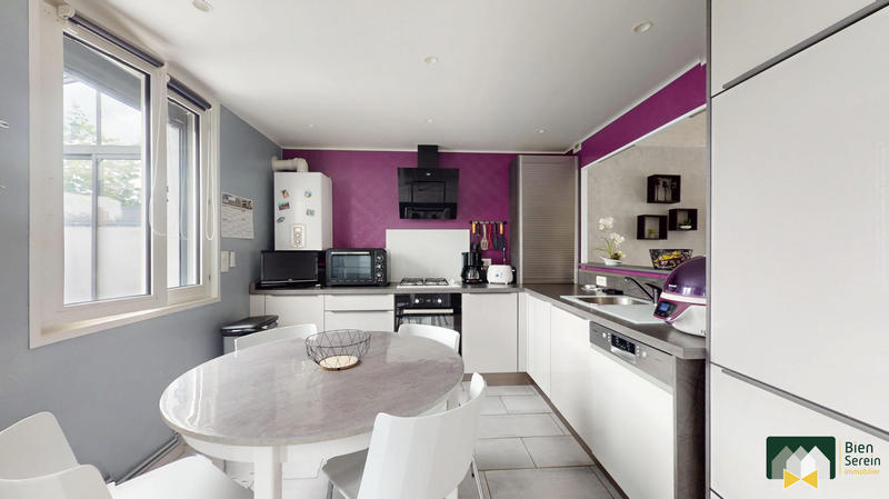 Maison - 87 m² - 5 pièces