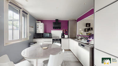 Maison - 87 m² - 5 pièces