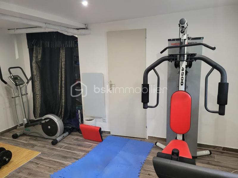 Maison - 165 m² - 6 pièces