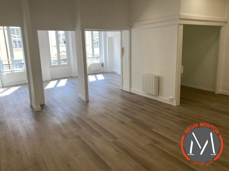 Local commercial - 84 m²