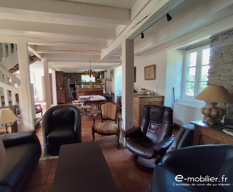 Maison ancienne - 154 m² - 6 pièces