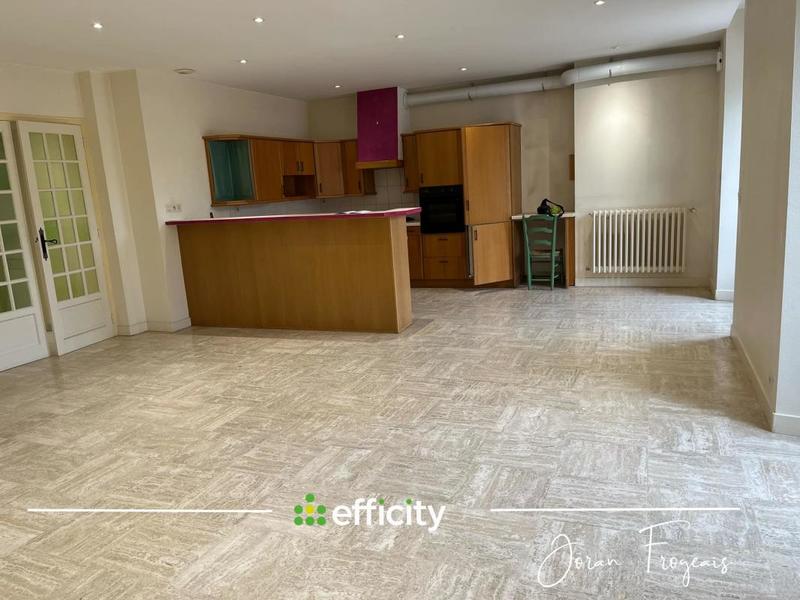 Appartement - 162 m² - 7 pièces